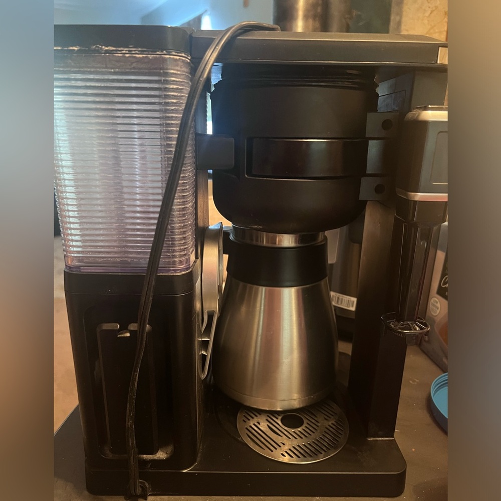 ninja hot and iced coffee maker